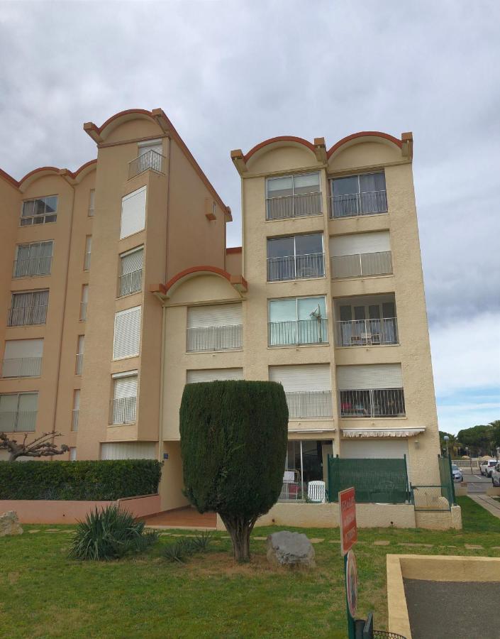 Apartment Les Palmiers De Gruissan, T2, Vue Port !